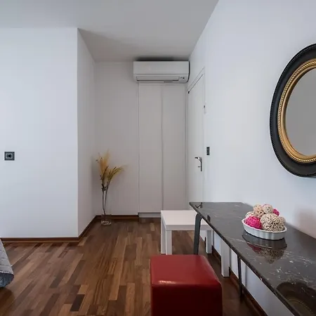 Nova Island Villa