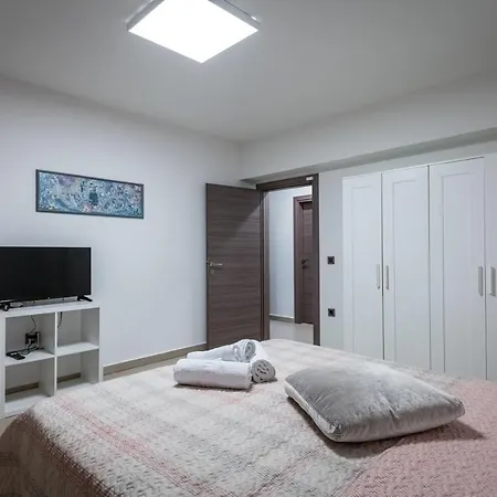 Nova Island Villa *