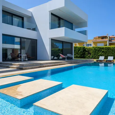 Nova Island Villa *